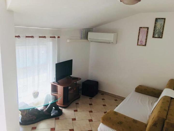 סלצה Apartmani Djura מראה חיצוני תמונה